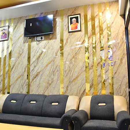 Hotel Kalika Residency Akalkot ภายนอก รูปภาพ