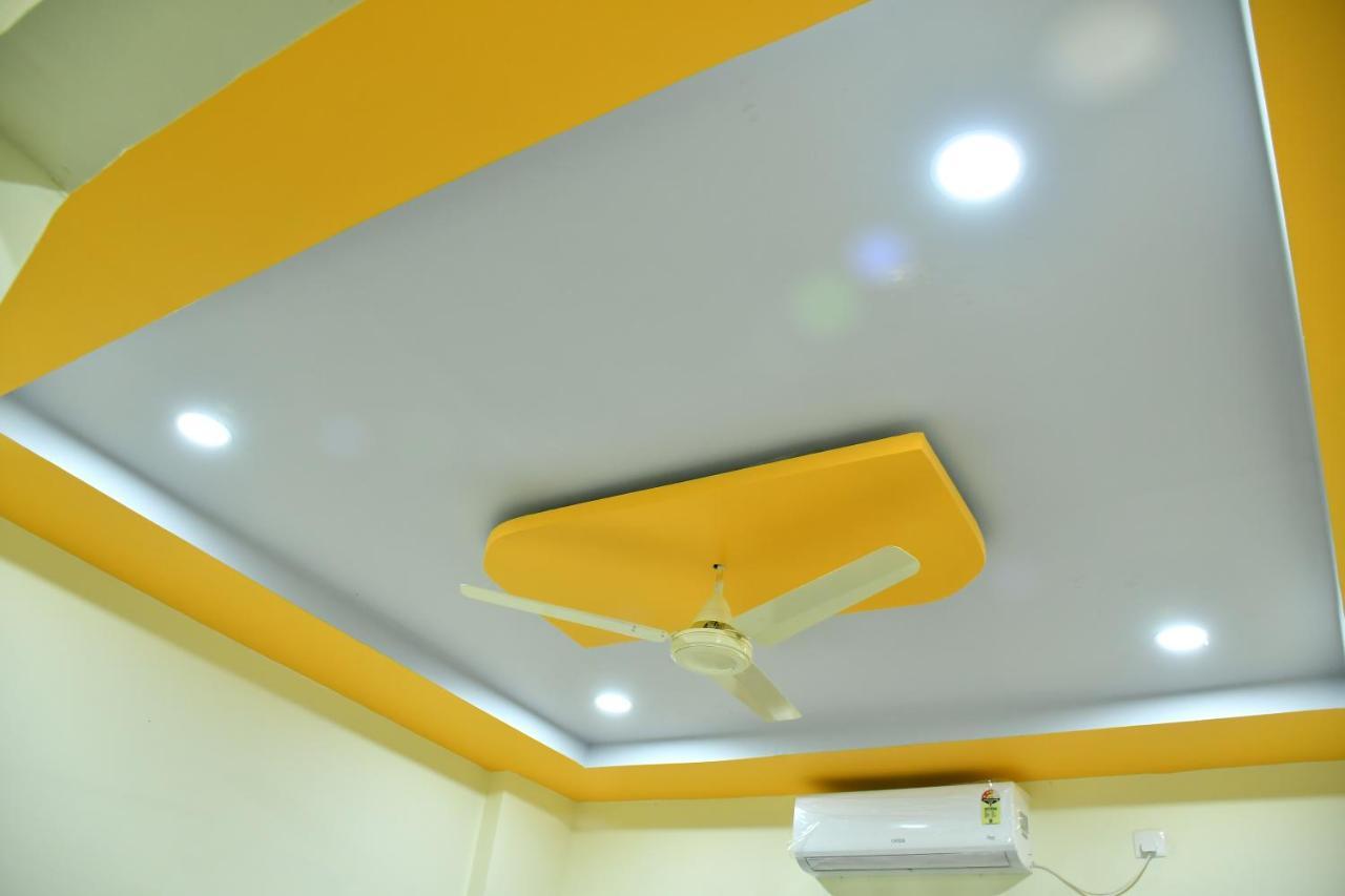 Hotel Kalika Residency Akalkot ภายนอก รูปภาพ