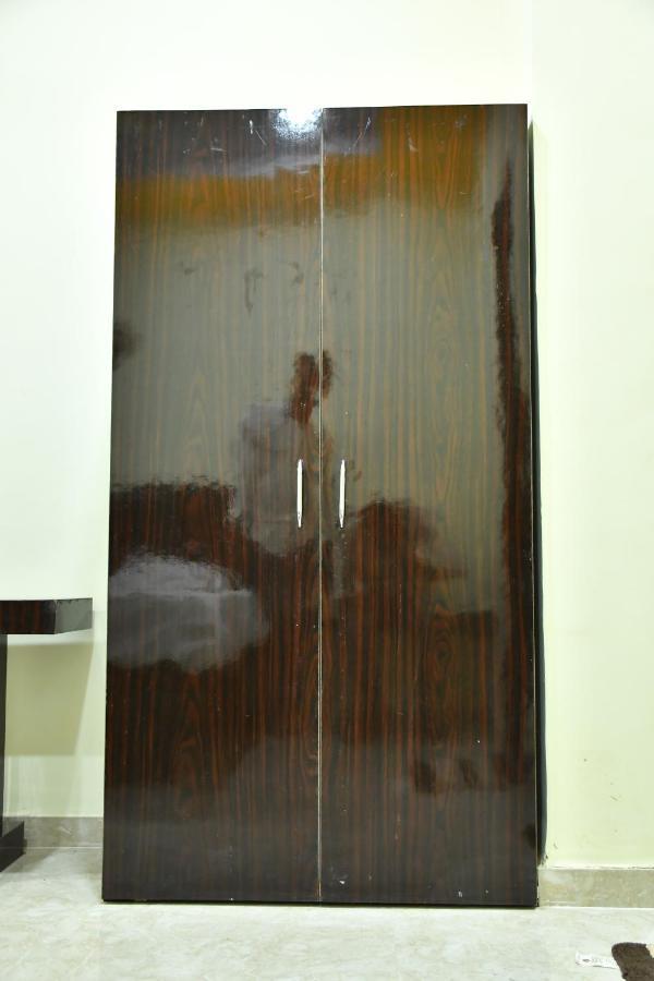 Hotel Kalika Residency Akalkot ภายนอก รูปภาพ