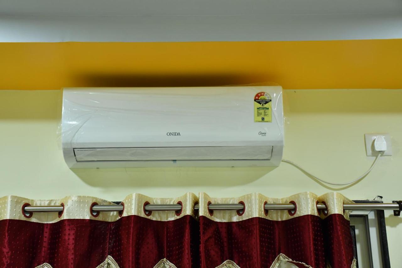 Hotel Kalika Residency Akalkot ภายนอก รูปภาพ