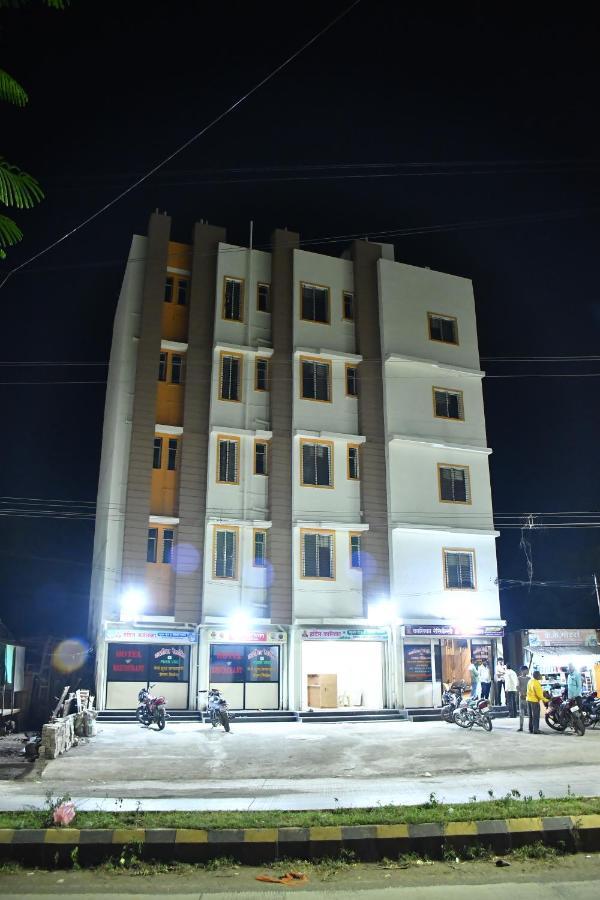 Hotel Kalika Residency Akalkot ภายนอก รูปภาพ